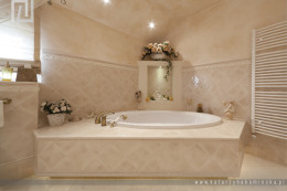 Klasyczna łazienka w płytkach Grazia